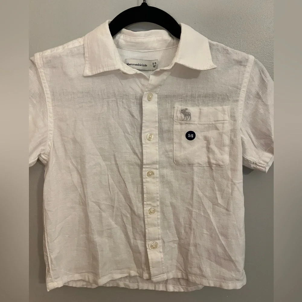 abercrombie & kids NWT White linen blend button -up Size 5/6
